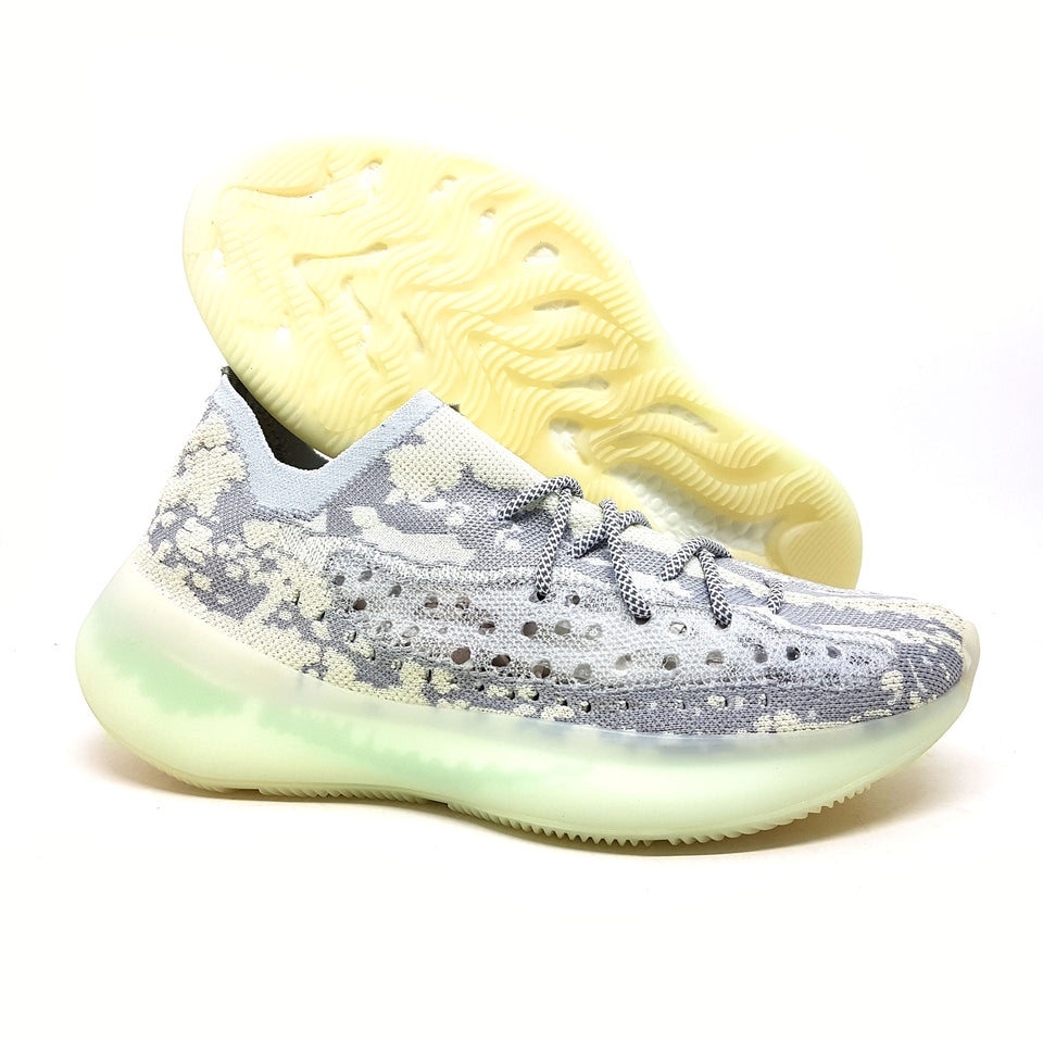 TÊNIS ADIDAS YEEZY BOOST 380